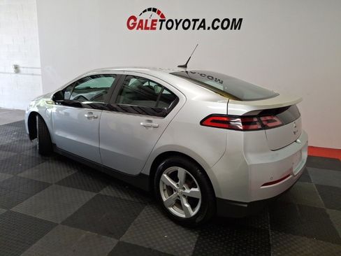 Used 2014 Chevrolet Volt w/ Enhanced Safety Package 2 image 8