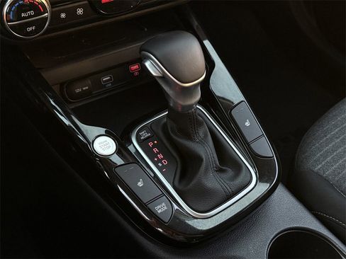 Used 2021 Kia Soul EX image 18