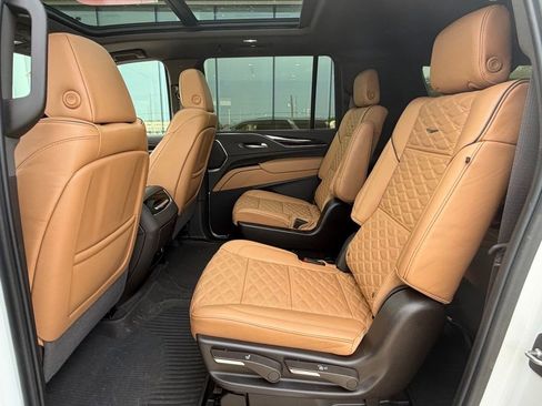 Used 2024 Cadillac Escalade ESV Premium Luxury w/ LPO, Floor Liner Package AWD/4WD image 14