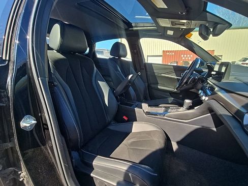 Used 2023 Acura Integra A-Spec image 16