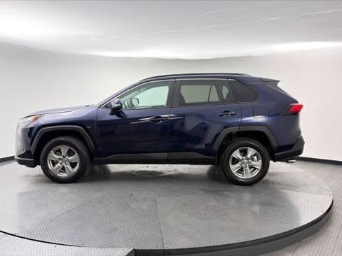 Used 2024 Toyota RAV4 XLE FWD image 3