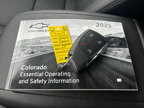Used 2023 Chevrolet Colorado LT w/ LT Convenience Package III image 32