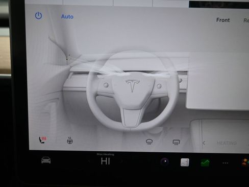 Used 2022 Tesla Model 3 Long Range image 16
