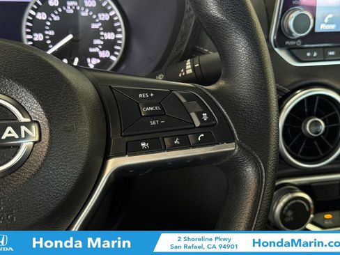Used 2024 Nissan Sentra SV FWD image 29