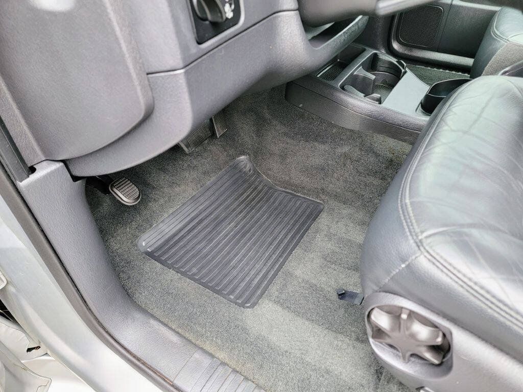 Used 2003 Dodge Durango SLT Plus AWD/4WD image 8
