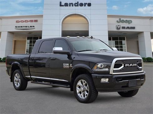 Used 2018 RAM 2500 Limited image 3