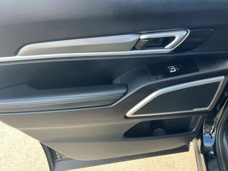 Used 2021 Kia Telluride LX AWD/4WD image 19