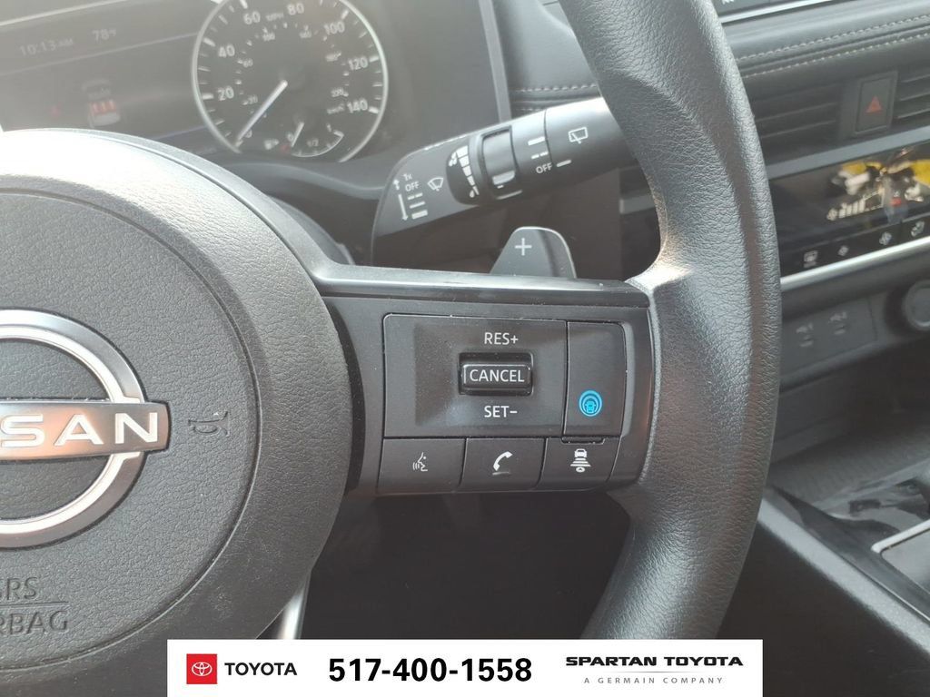 Used 2024 Nissan Rogue SV AWD/4WD image 18