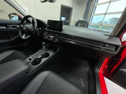 Used 2024 Honda Civic Touring image 35