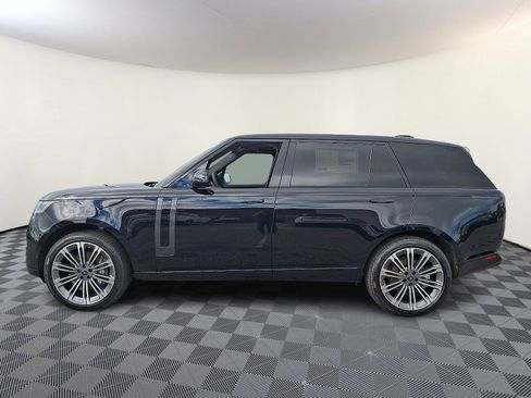 New 2025 Land Rover Range Rover Long Wheelbase SE image 2