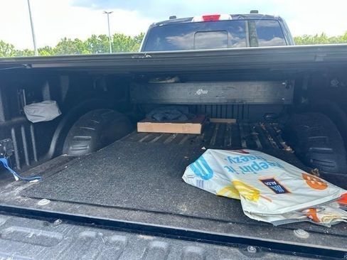Used 2022 Ford F350 Lariat w/ Tremor Off-Road Package AWD/4WD image 23