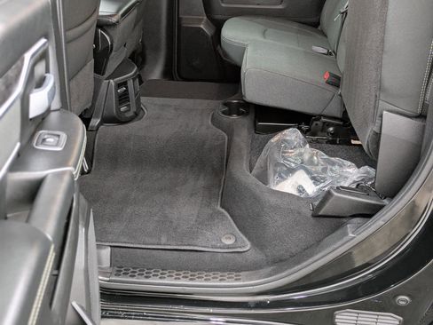 Used 2024 RAM 2500 Big Horn w/ Night Edition image 14