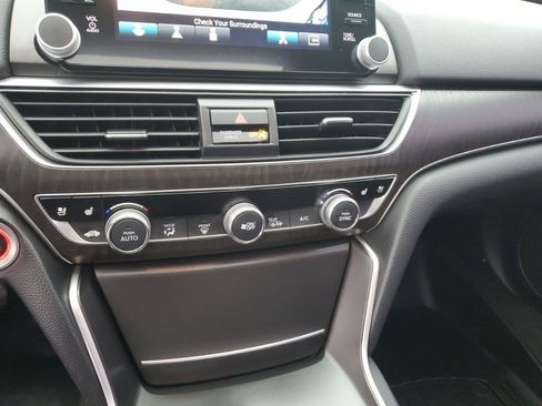 Used 2021 Honda Accord Touring image 21
