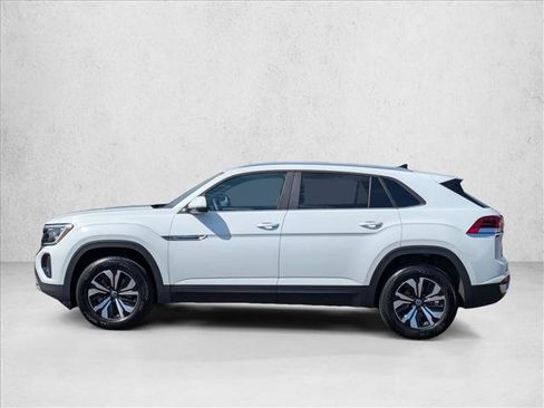 Used 2024 Volkswagen Atlas Cross Sport SE FWD image 9
