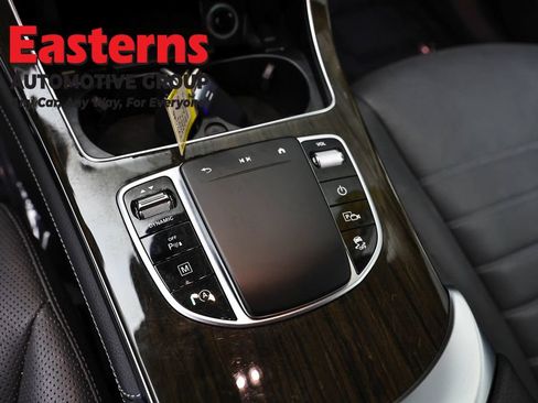 Used 2021 Mercedes-Benz GLC 300 4MATIC w/ Multimedia Package image 20