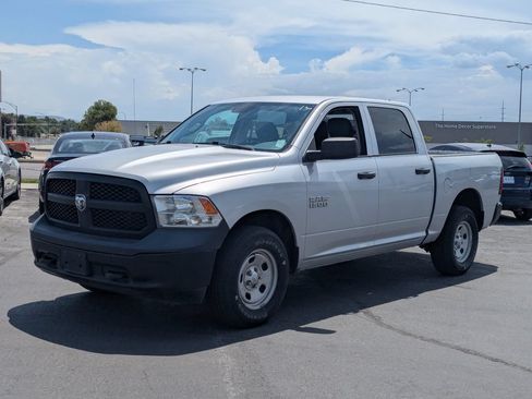 Used 2016 RAM 1500 Tradesman w/ Popular Equipment Group AWD/4WD image 9