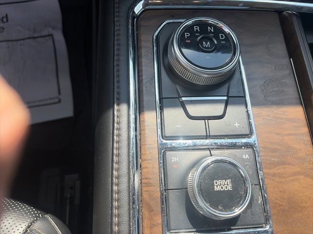Used 2018 Ford Expedition Platinum AWD/4WD image 24