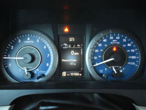 Used 2020 Toyota Sienna XLE Premium image 36