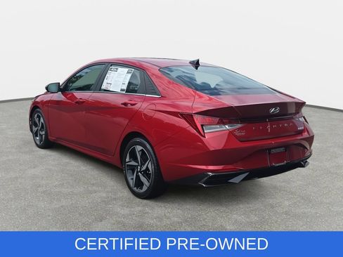 Used 2022 Hyundai Elantra Limited FWD image 7