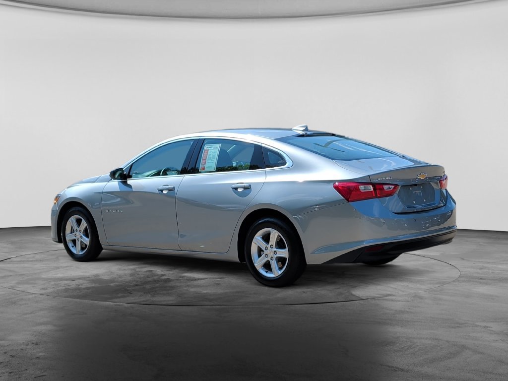 Used 2024 Chevrolet Malibu LT FWD image 5