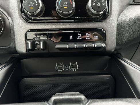 New 2025 RAM 1500 Big Horn image 32