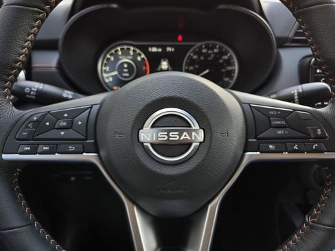 New 2025 Nissan Versa SR w/ Trunk Package image 22