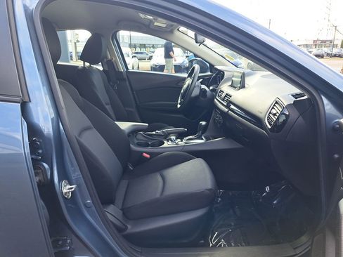 Used 2016 MAZDA MAZDA3 i Sport FWD image 17
