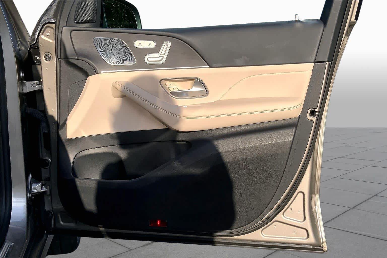 Used 2021 Mercedes-Benz GLE 350 4MATIC image 23