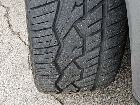 Used 2024 GMC Acadia Denali w/ Super Cruise Package image 10