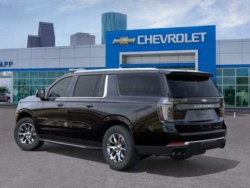 New 2026 Chevrolet Suburban Premier w/ Sun And Tow Package AWD/4WD image 27