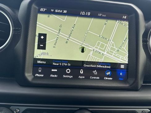 Used 2019 Jeep Wrangler Unlimited Sahara image 34