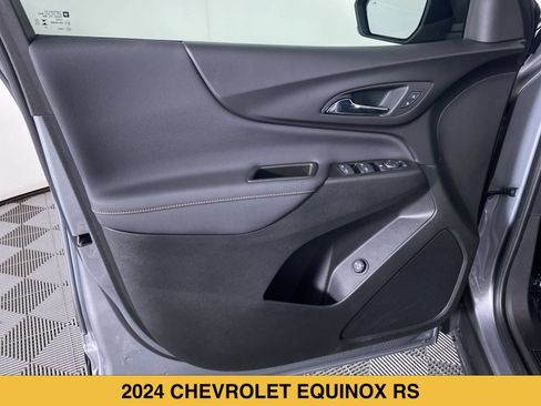 Certified 2024 Chevrolet Equinox RS FWD image 11