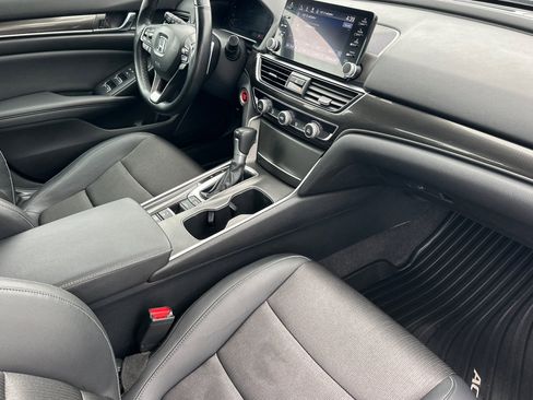 Used 2022 Honda Accord Sport image 15