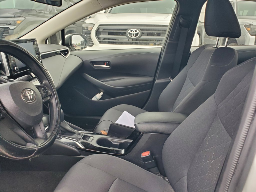 Used 2020 Toyota Corolla LE FWD image 10