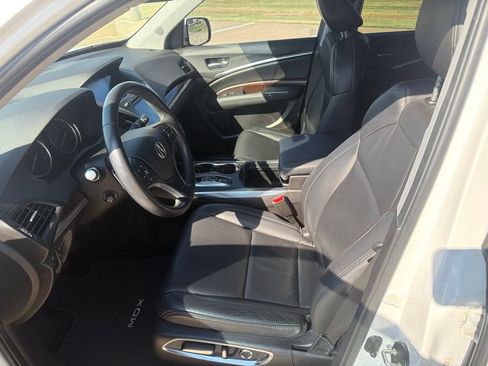 Used 2020 Acura MDX FWD image 17