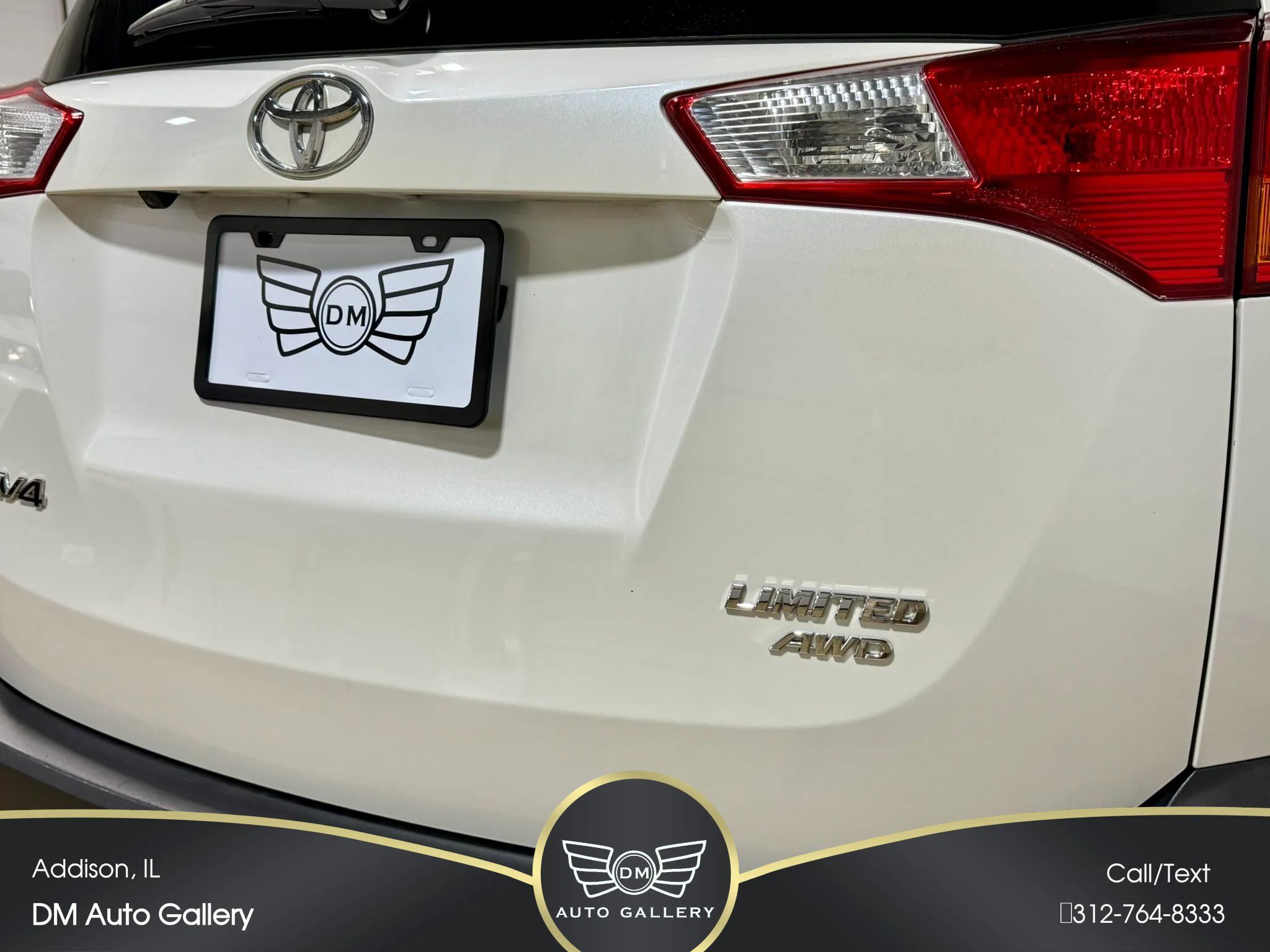Used 2015 Toyota RAV4 Limited w/ Technology Package AWD/4WD image 10