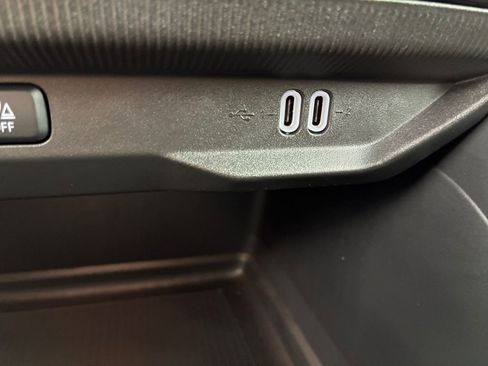 New 2026 Jeep Cherokee Limited AWD/4WD image 6