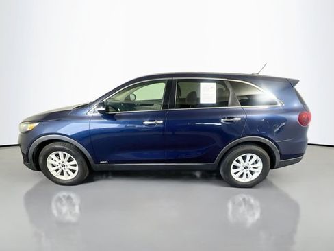 Used 2019 Kia Sorento AWD V6 image 5