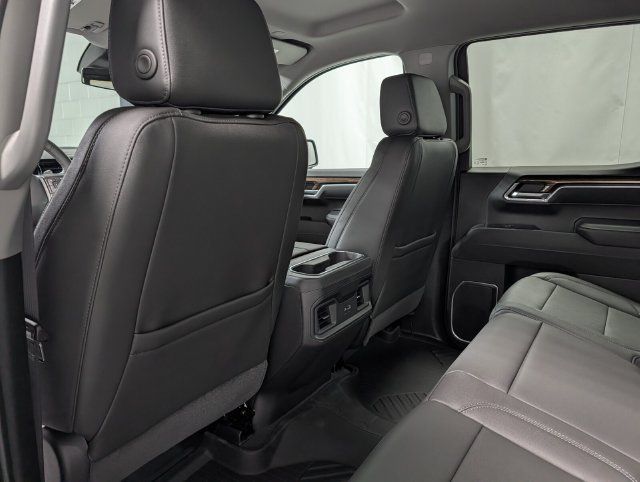 New 2026 Chevrolet Silverado 1500 LT Trail Boss w/ LT Trail Boss Premium Package AWD/4WD image 16