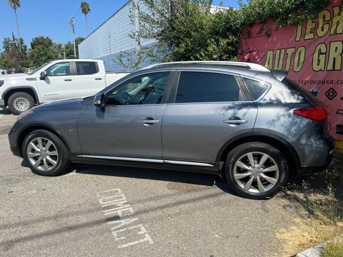 Used 2017 INFINITI QX50 2WD w/ Premium Plus Package image 7