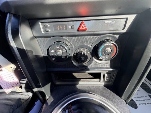 Used 2013 Subaru BRZ Premium w/ Popular Pkg 1A image 5