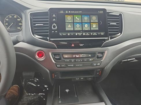 New 2026 Honda Ridgeline RTL image 17