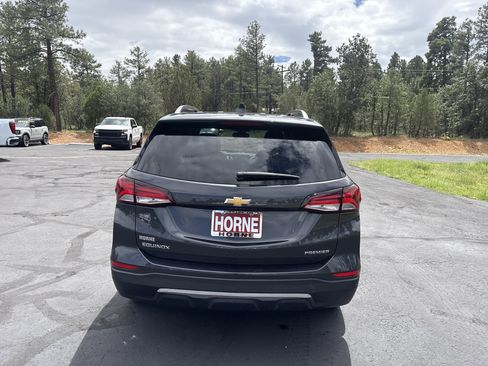 Used 2022 Chevrolet Equinox Premier FWD image 9