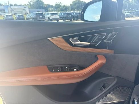 Used 2017 Audi Q7 3.0T Prestige AWD/4WD image 9