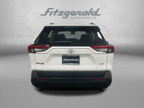 Used 2024 Toyota RAV4 XLE FWD image 7