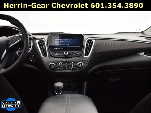 Used 2024 Chevrolet Malibu LT image 19