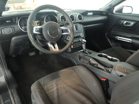 Used 2018 Ford Mustang Coupe w/ Black Accent Pkg image 8