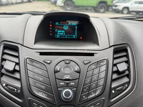 Used 2015 Ford Fiesta SE FWD image 21