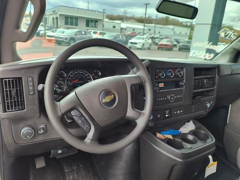 New 2026 Chevrolet Express 2500 w/ Driver Convenience Package RWD image 30