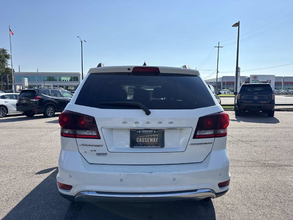 Used 2016 Dodge Journey Crossroad FWD image 6